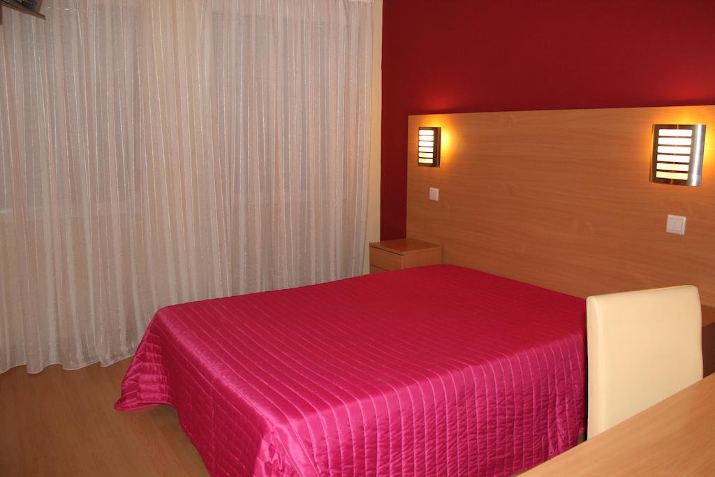 Guest House Estrela ポルト 部屋 写真
