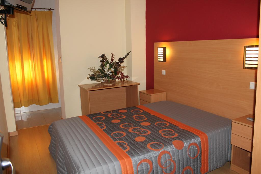 Guest House Estrela ポルト エクステリア 写真