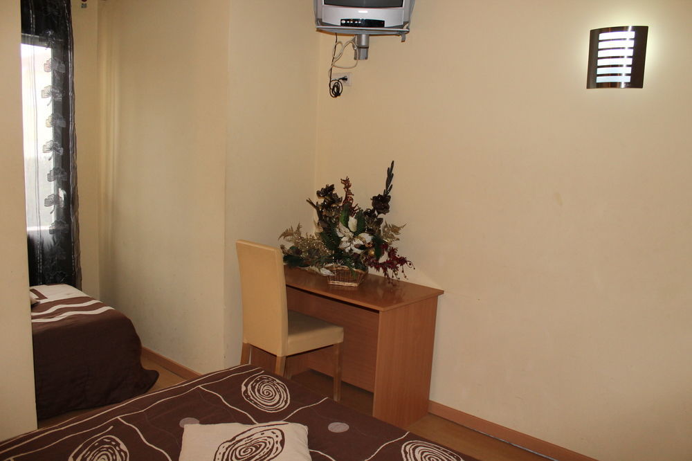 Guest House Estrela ポルト エクステリア 写真